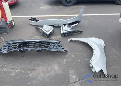 2024 Kia Sportage Sx z USA, uszkodzony, nr VIN 5XYK43DFXRG157040